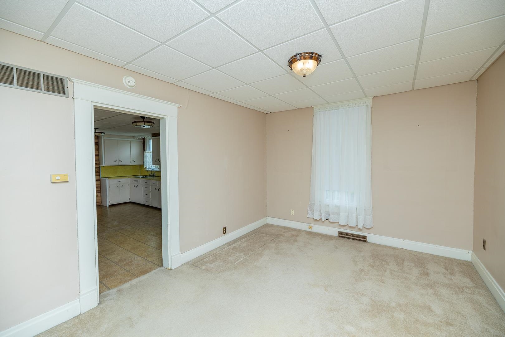 1115 N Pine St, Newton, Kansas image 9