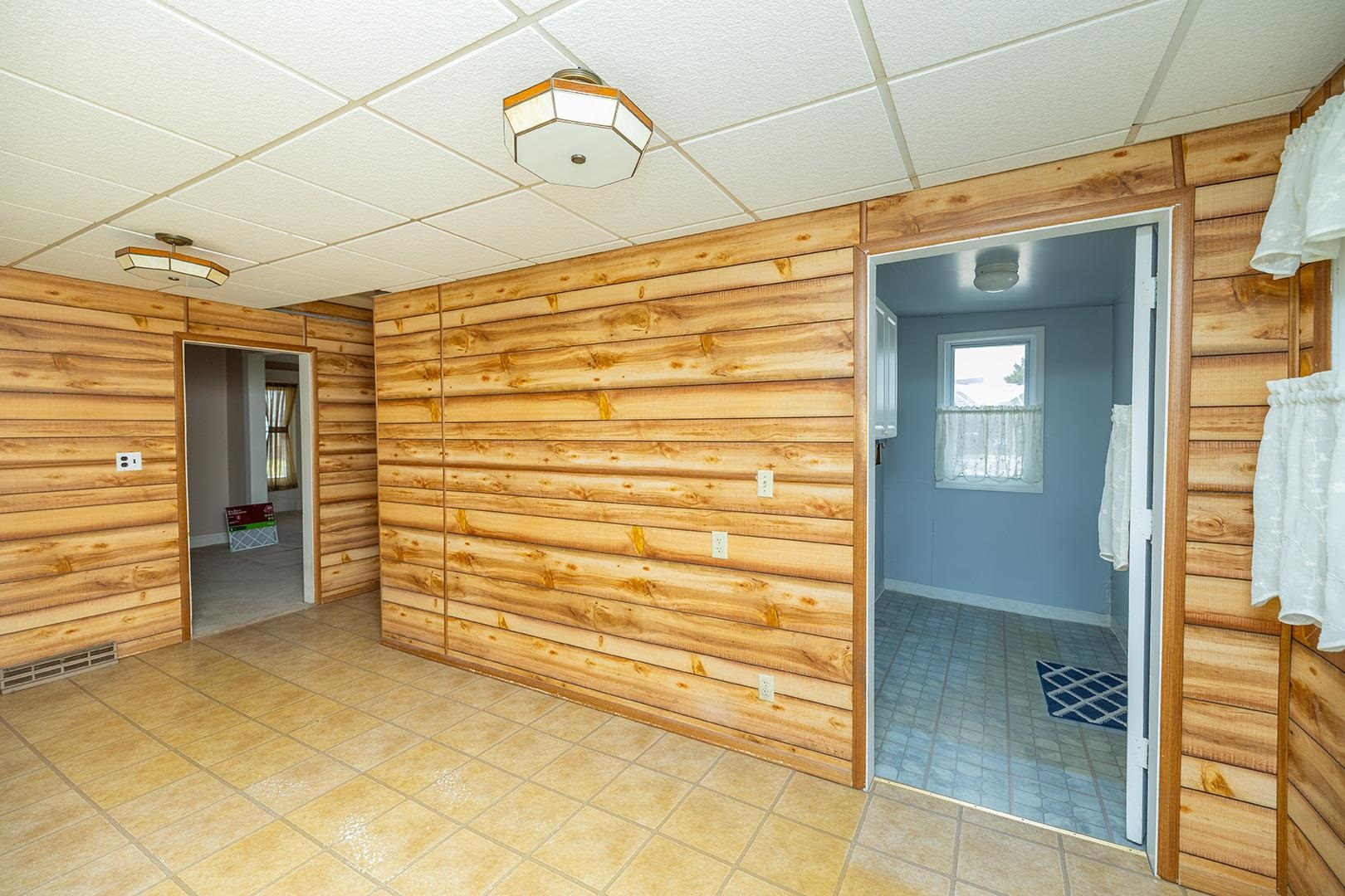 1115 N Pine St, Newton, Kansas image 13