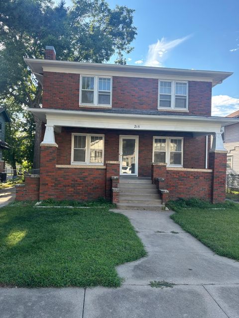 Homes For Sale - 215 N 3rd St<br/> Cowley County, Arkansas City, KS 67005