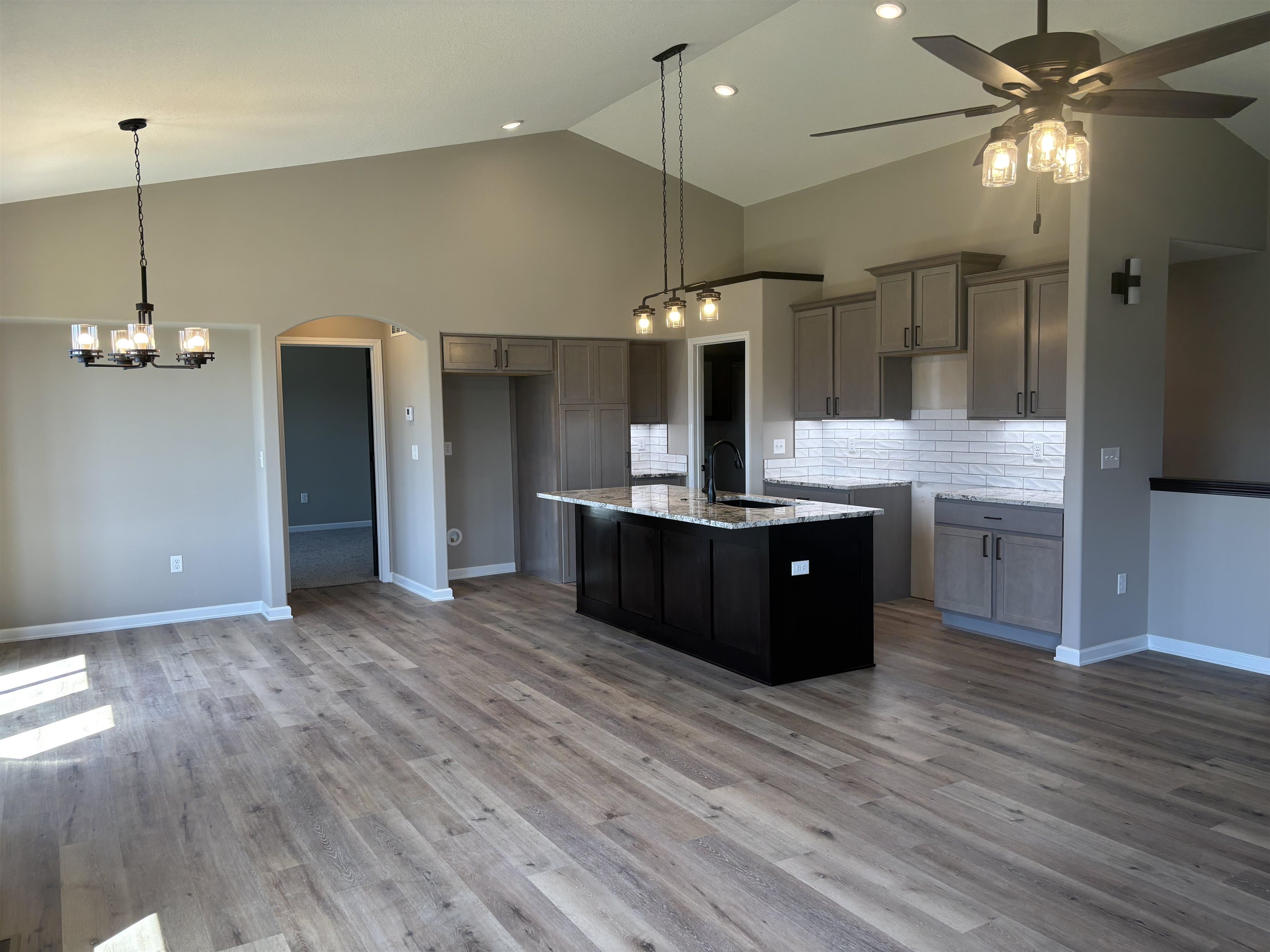 2546 Spring Meadows Ct, Derby, Kansas image 3