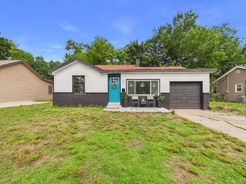 Homes For Sale - 2026 N Litchfield St<br/> Sedgwick County, Wichita, KS 67203
