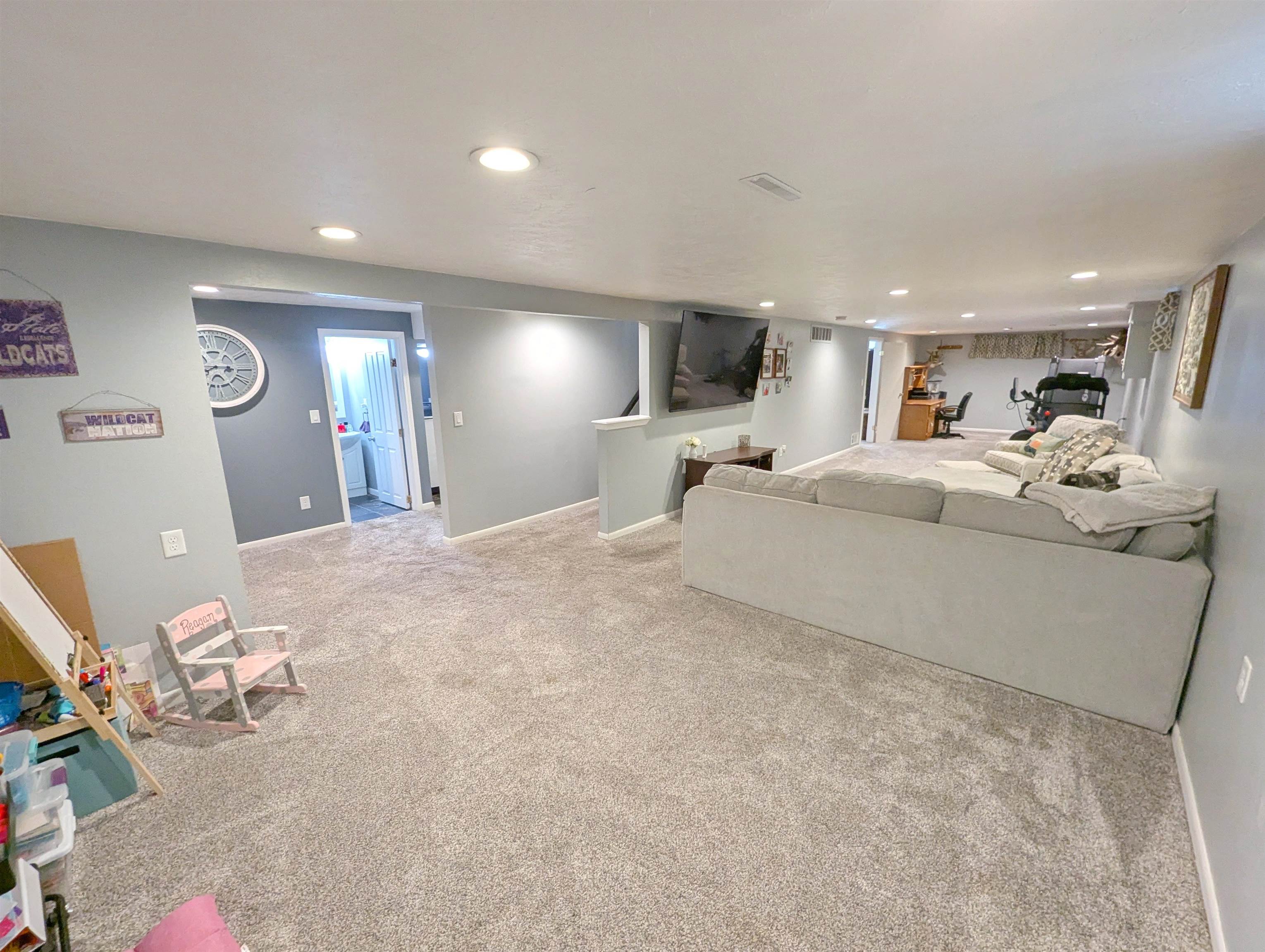 2023 Lynwood Dr, Salina, Kansas image 31