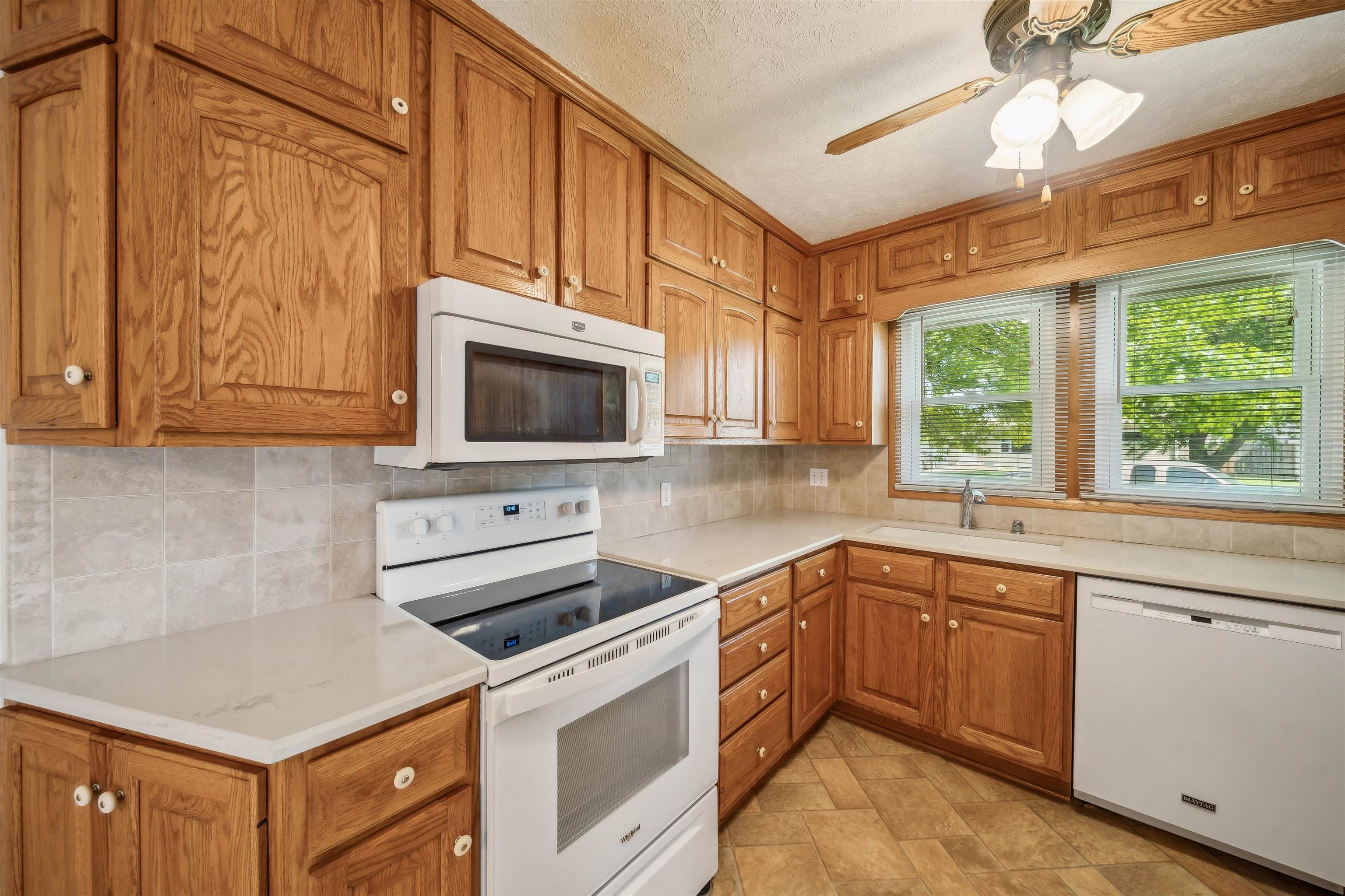 1521 W Lotus St, Wichita, Virginia image 11