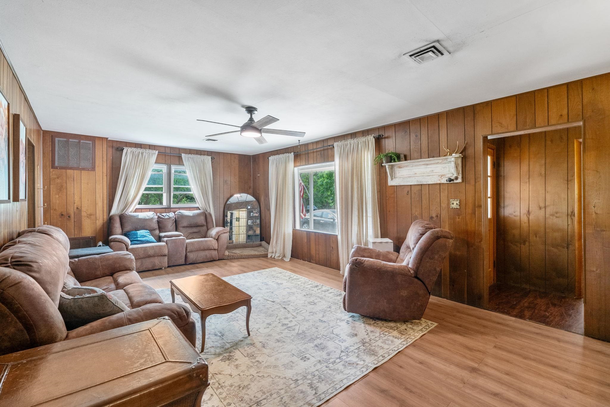 1003 N Olive St, Leon, Kansas image 6