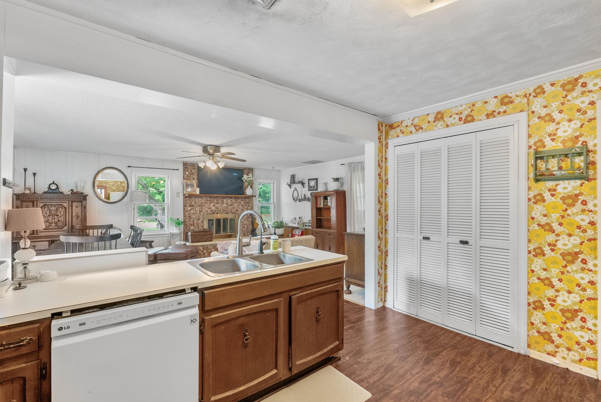 1003 N Olive St, Leon, Kansas image 11