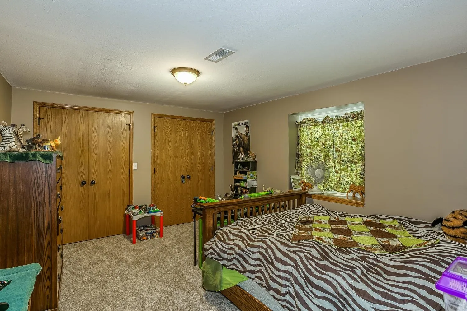 Derby, Kansas 67037, United States, 4 Bedrooms Bedrooms, ,3 BathroomsBathrooms,Residential,Pending,53942