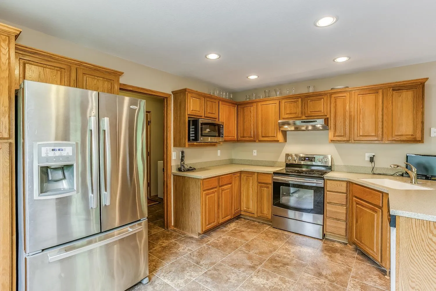 Derby, Kansas 67037, United States, 4 Bedrooms Bedrooms, ,3 BathroomsBathrooms,Residential,Pending,53942