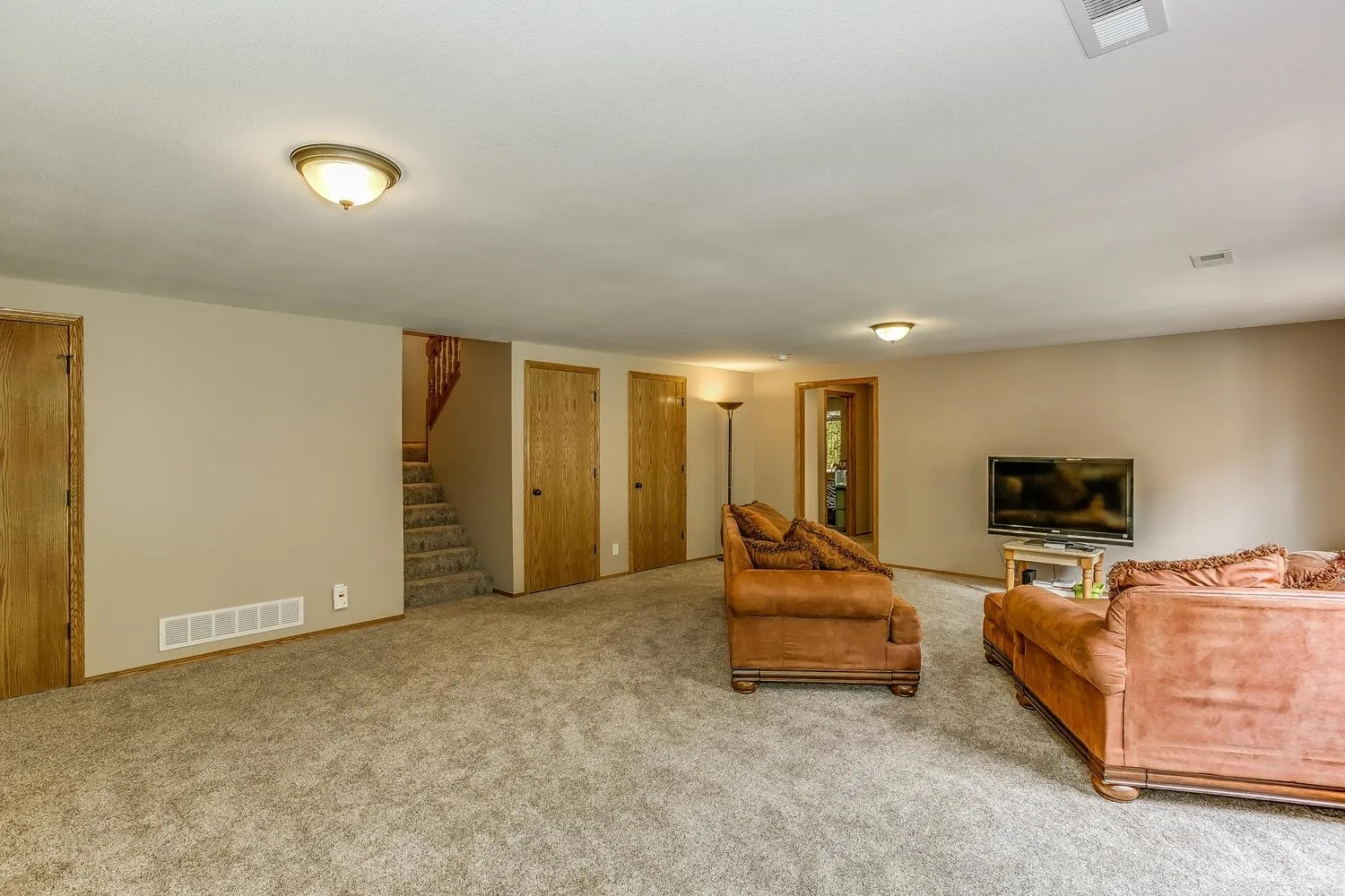 Derby, Kansas 67037, United States, 4 Bedrooms Bedrooms, ,3 BathroomsBathrooms,Residential,Pending,53942