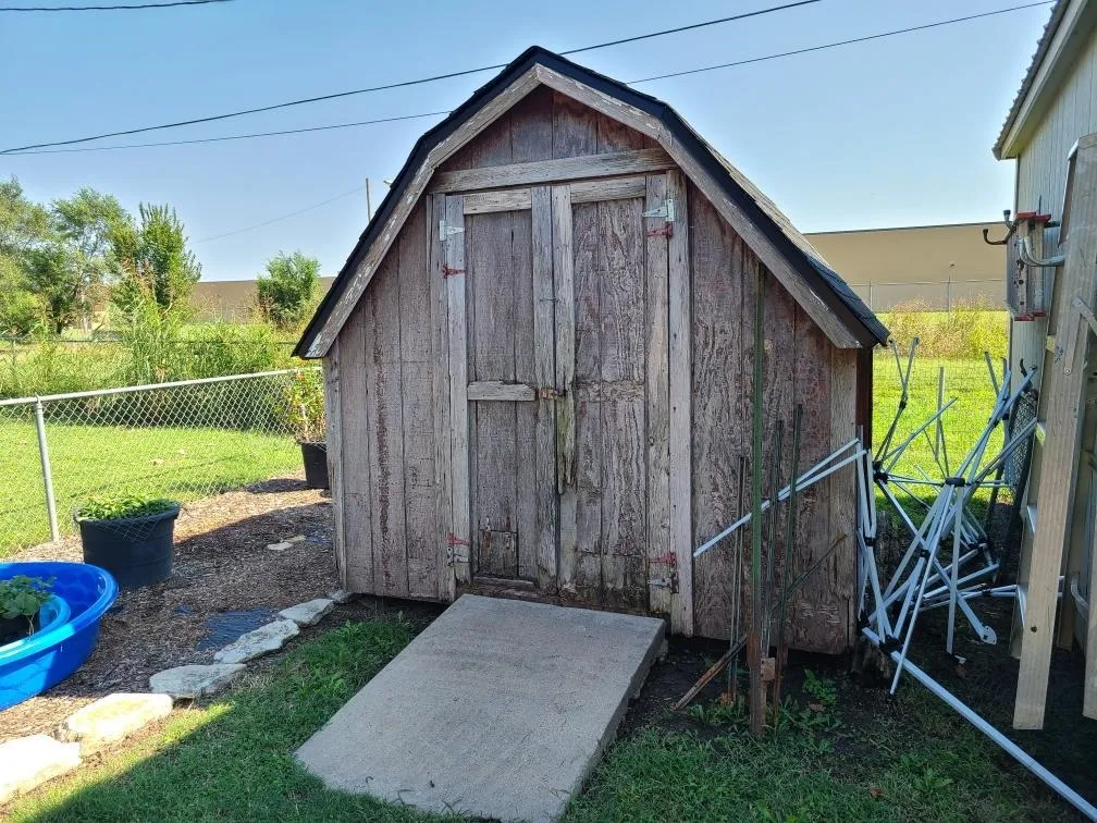 Winfield, Kansas 67156, United States, 3 Bedrooms Bedrooms, ,1 BathroomBathrooms,Residential,Pending,203880