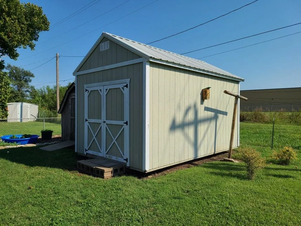 Winfield, Kansas 67156, United States, 3 Bedrooms Bedrooms, ,1 BathroomBathrooms,Residential,Pending,203880