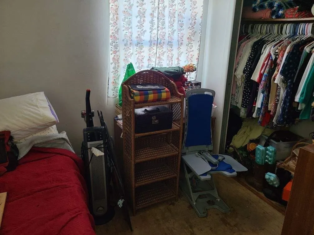 Winfield, Kansas 67156, United States, 3 Bedrooms Bedrooms, ,1 BathroomBathrooms,Residential,Pending,203880