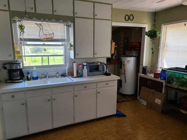 Winfield, Kansas 67156, United States, 3 Bedrooms Bedrooms, ,1 BathroomBathrooms,Residential,Pending,203880