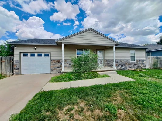 102 S HENDERSON ST, HOLCOMB, KS 67851 - Image cbf542e29016564a4eb31bcf779fa2f3/29419333
