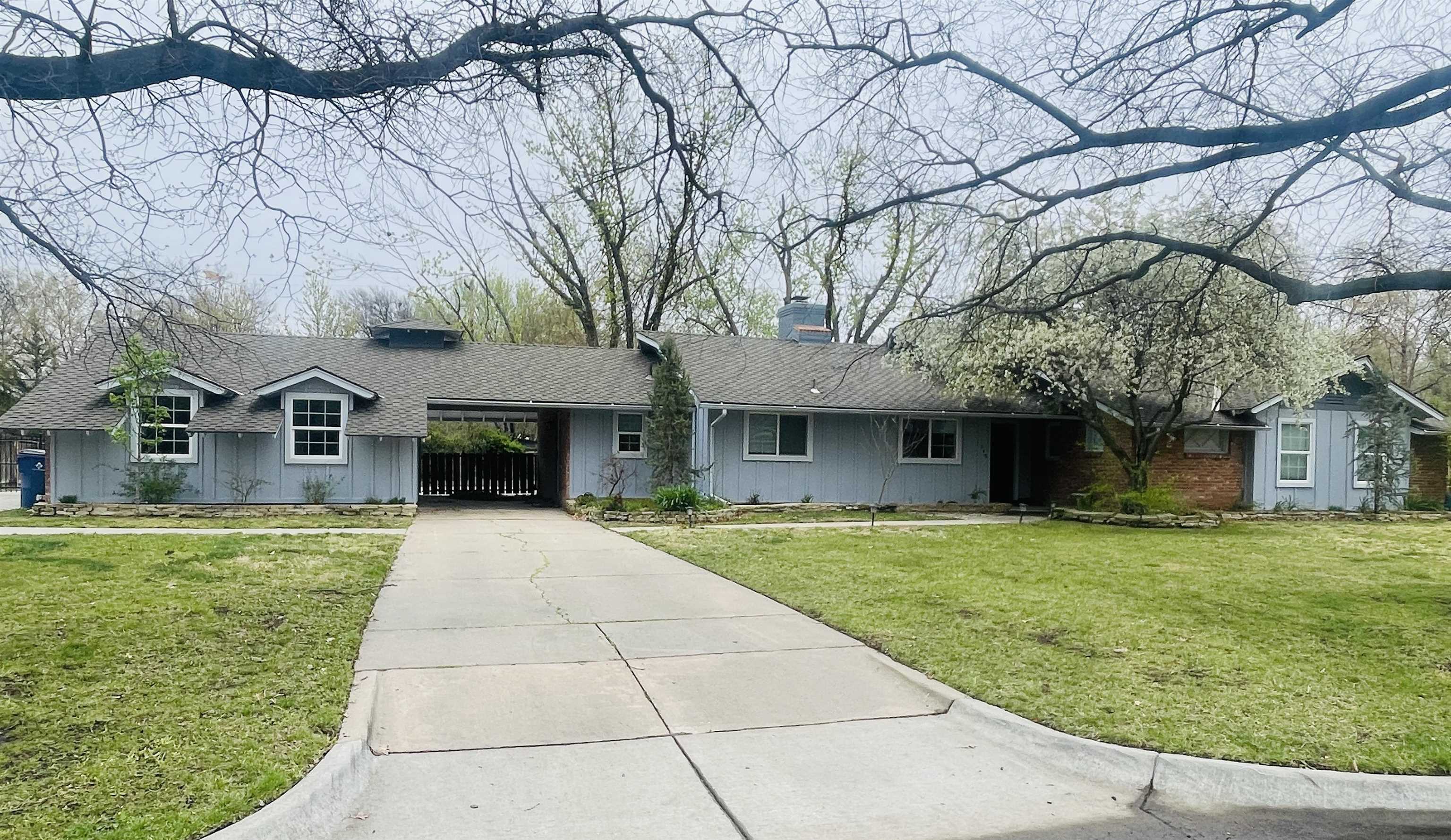 548 N Brookfield St, Wichita, Kansas image 1
