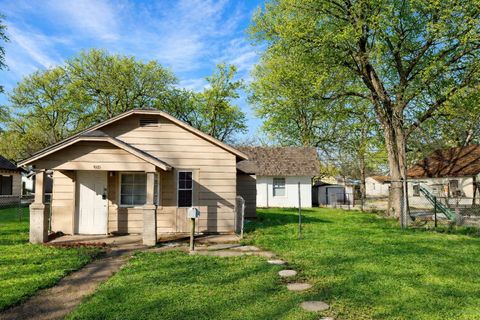 Homes For Sale - 1023 S Millwood Ave<br/> Sedgwick County, Wichita, KS 67213