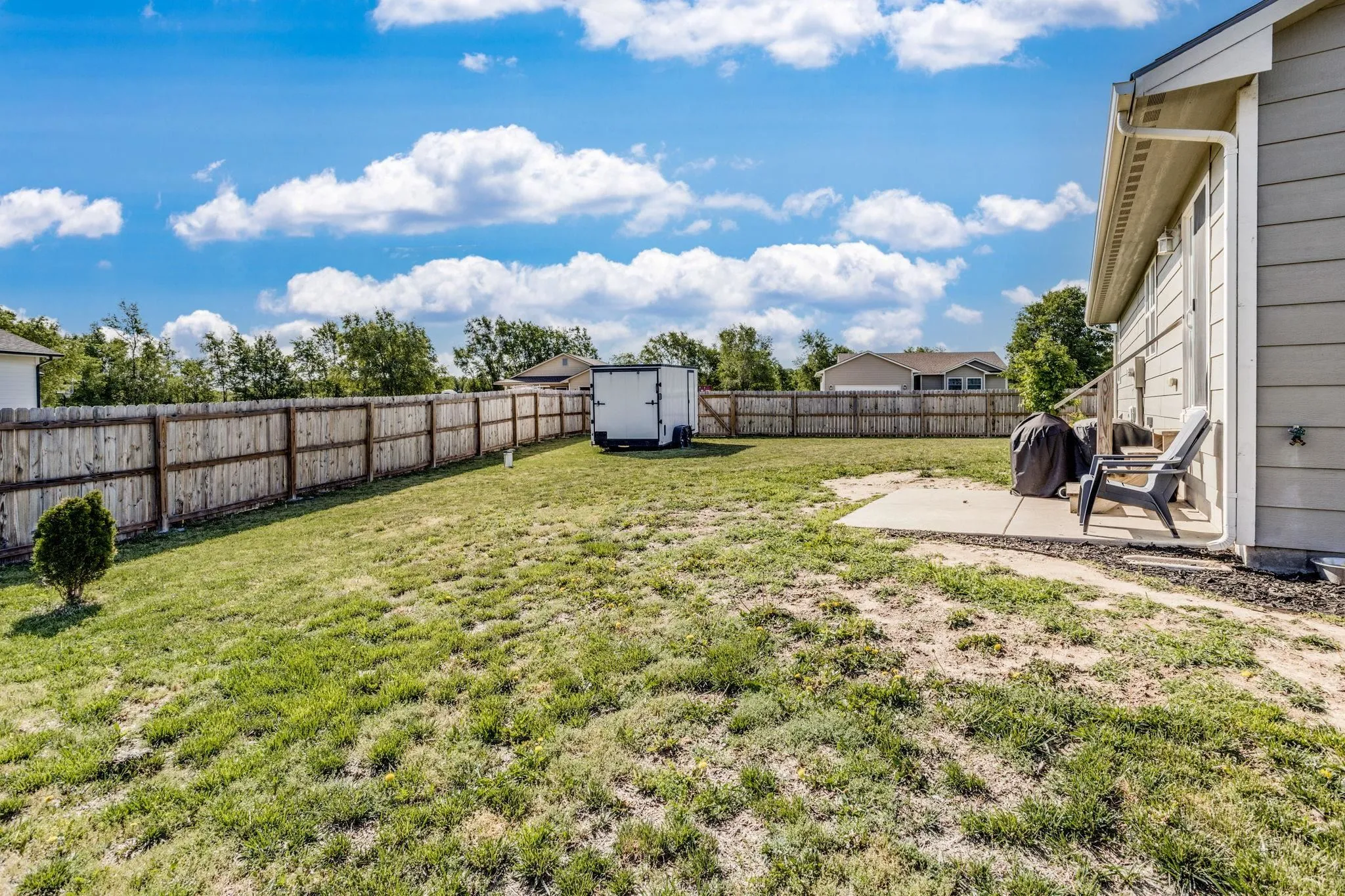 Hesston, Kansas 67062, United States, 2 Bedrooms Bedrooms, ,2 BathroomsBathrooms,Residential,Pending,139709