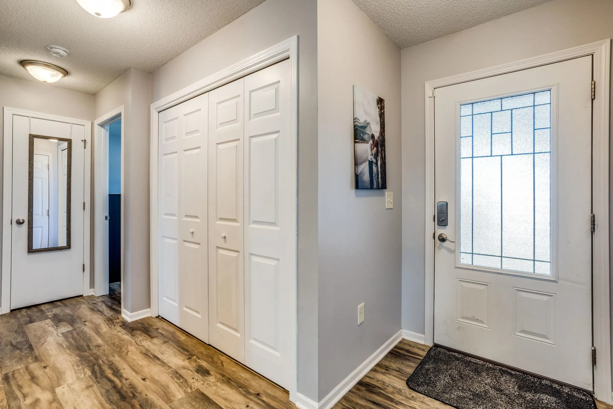 Hesston, Kansas 67062, United States, 2 Bedrooms Bedrooms, ,2 BathroomsBathrooms,Residential,Pending,139709