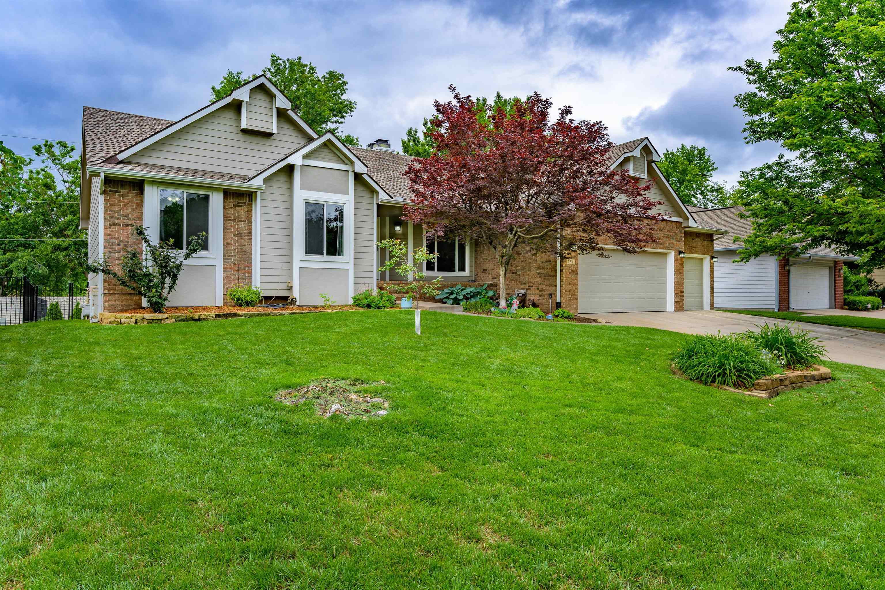 7811 W Birdie Lane Cir, Wichita, Kansas image 2