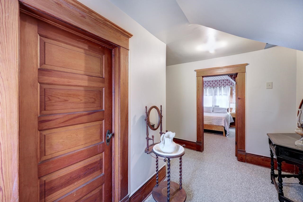619 E 10th Ave, Winfield, Kansas image 28