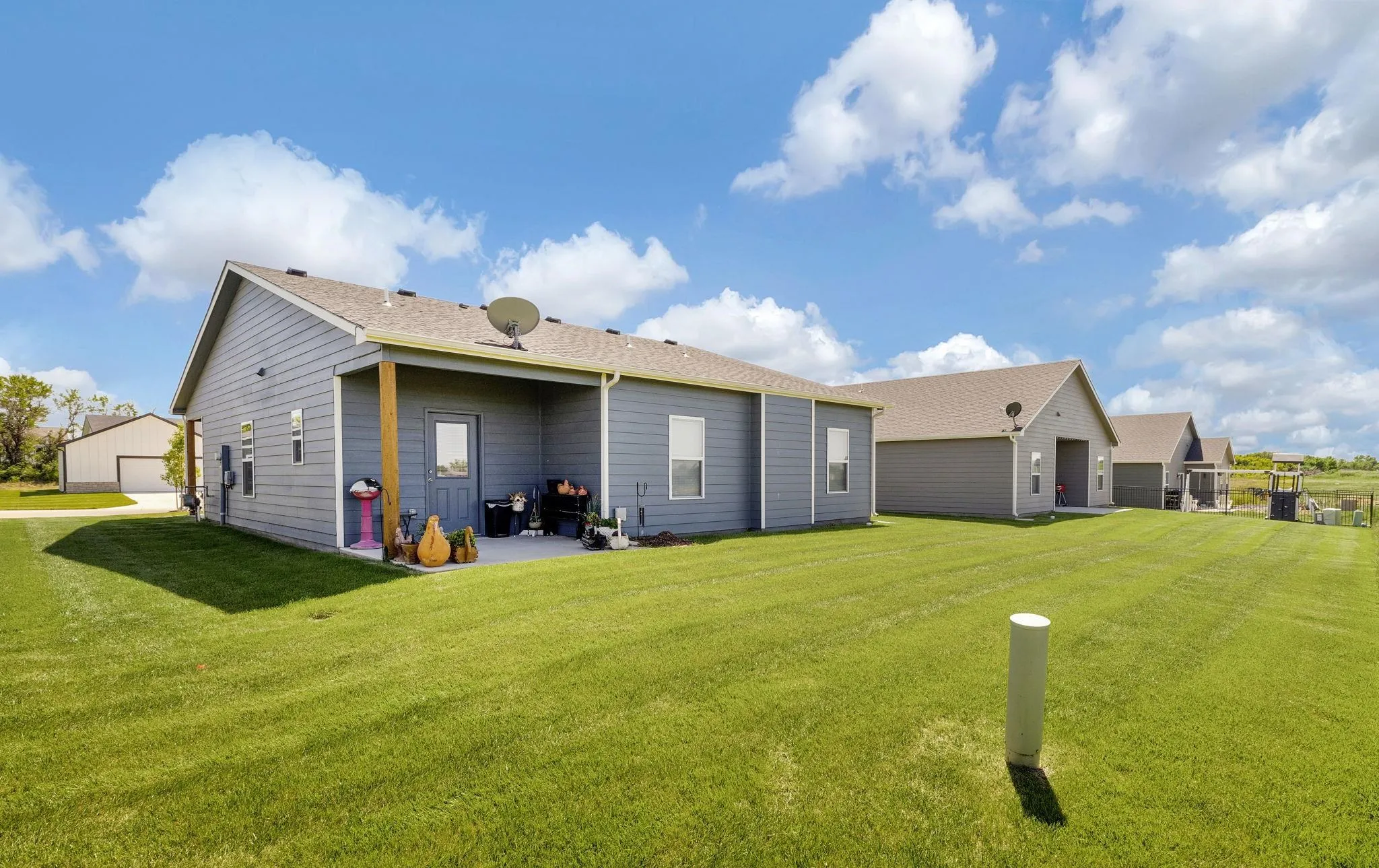 Park City, Kansas 67219, United States, 3 Bedrooms Bedrooms, ,2 BathroomsBathrooms,Residential,Active,136562