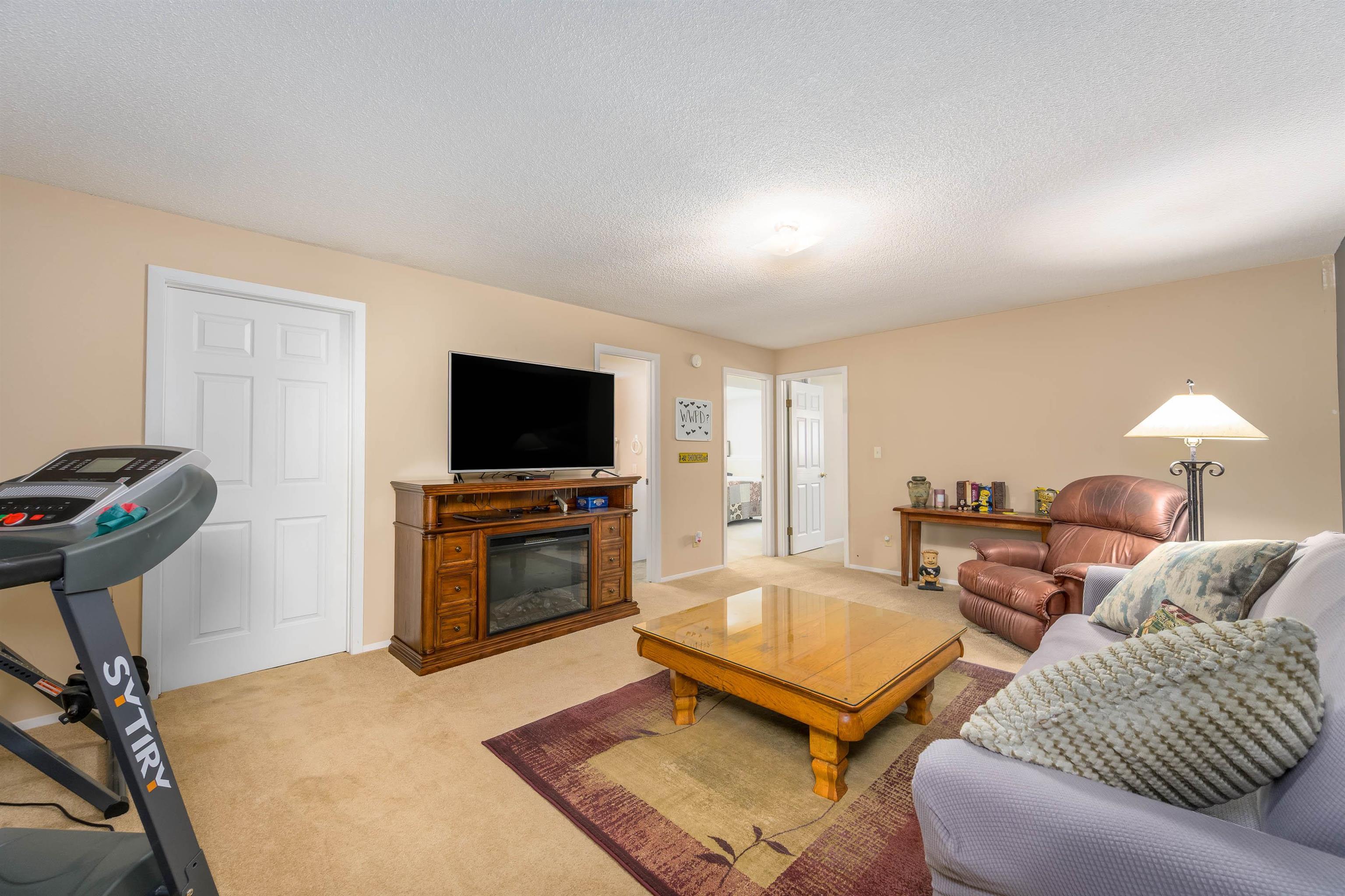 105 N Osage Rd, Derby, Kansas image 26