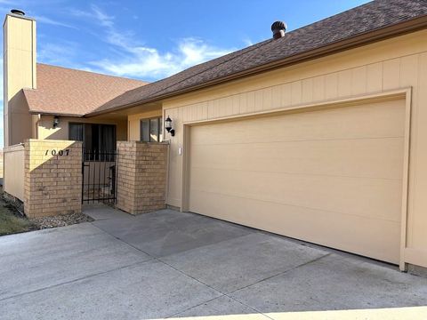 Multifamily For Sale - 1007 Burr Oak Ln<br/> Salina, KS 67401