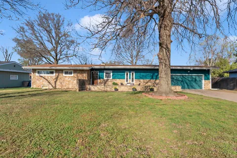 525 S Woodchuck Ln, Wichita, KS MLS: 652711