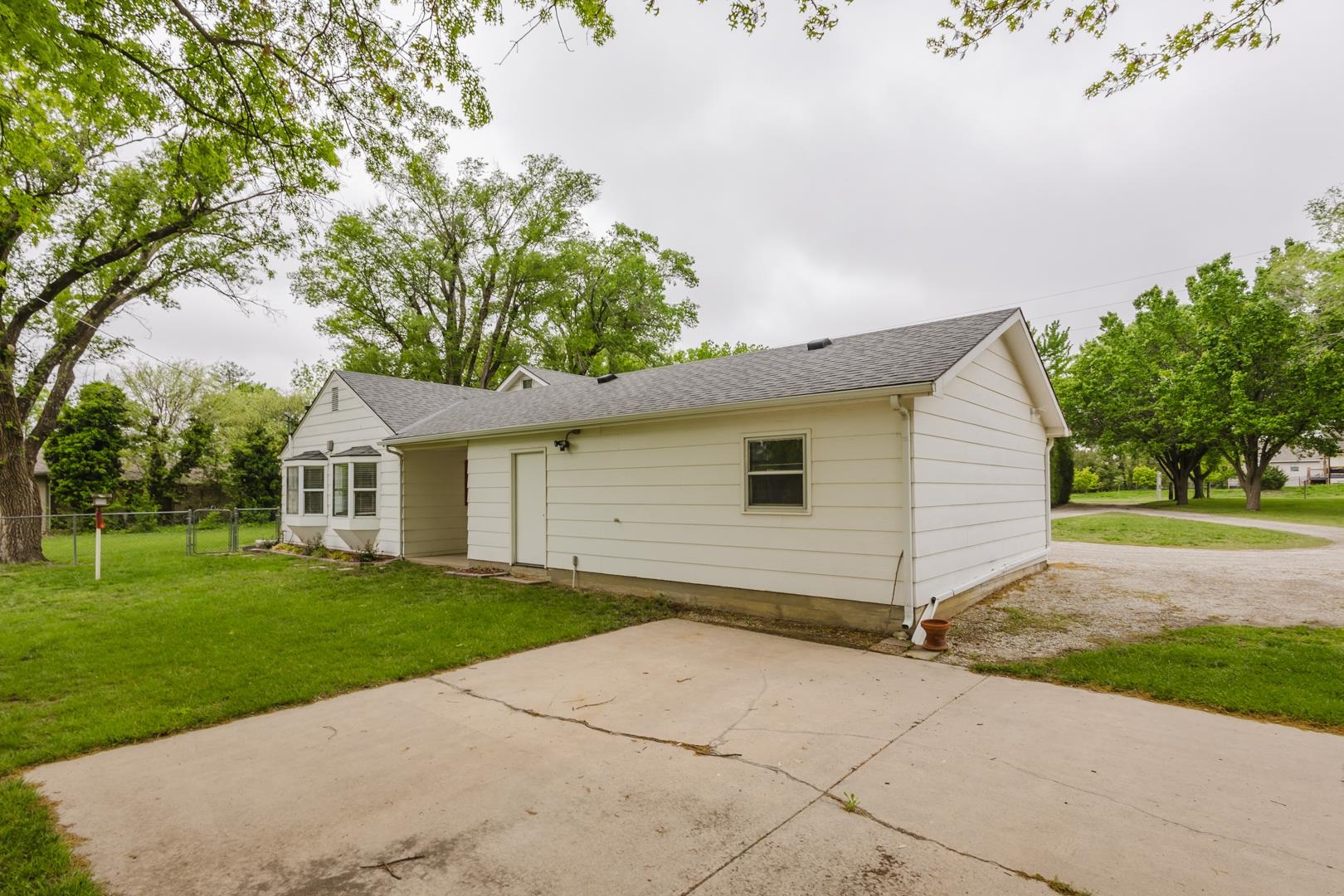 12331 E Central Ave, Wichita, Kansas image 19