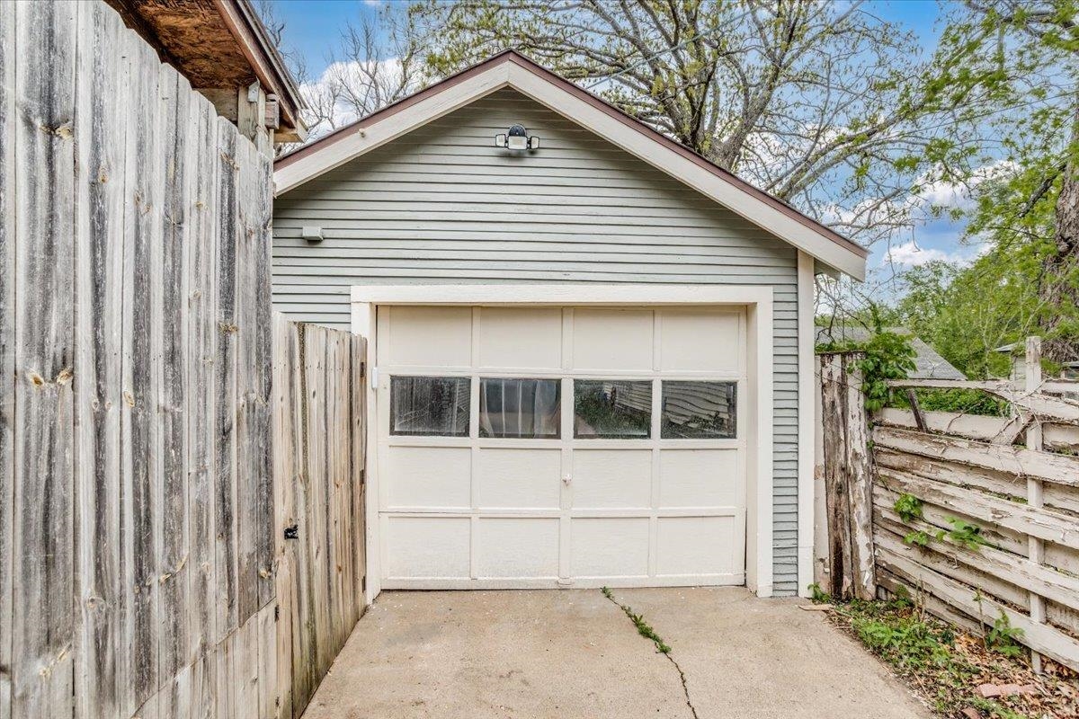 608 W 3rd Ave, El Dorado, Kansas image 21