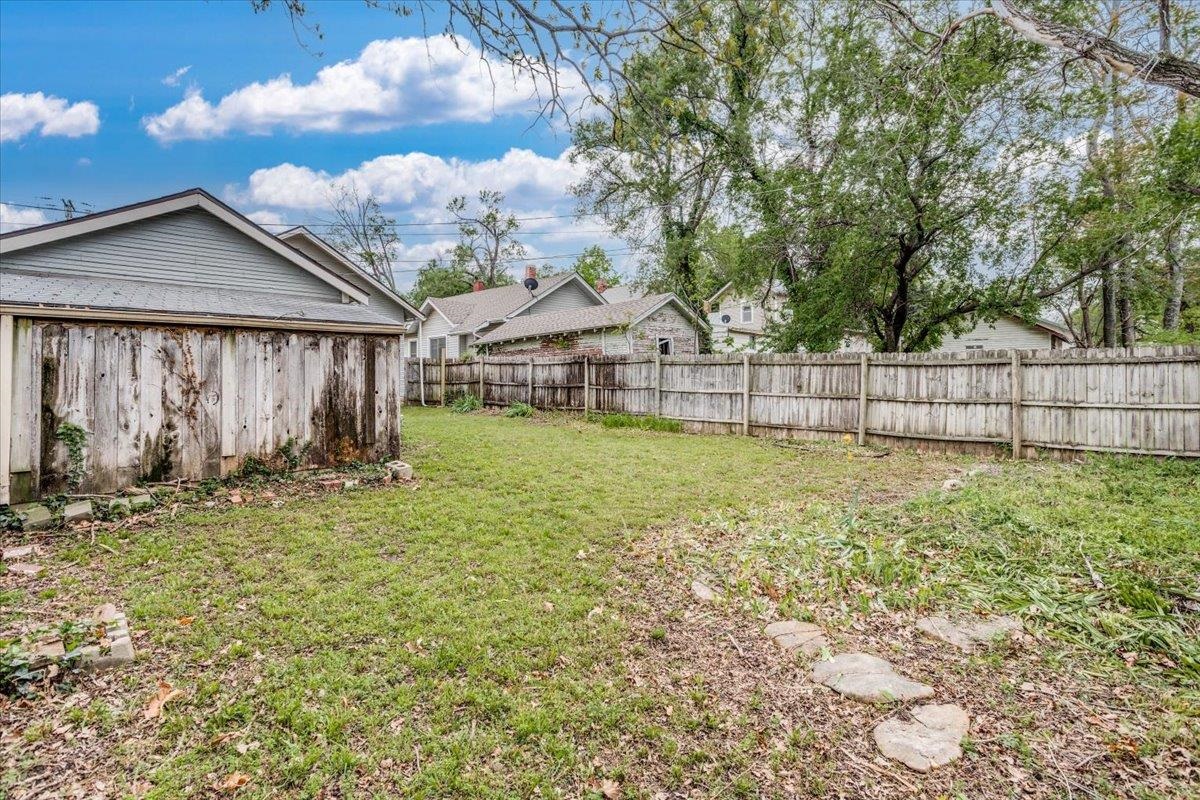 608 W 3rd Ave, El Dorado, Kansas image 26