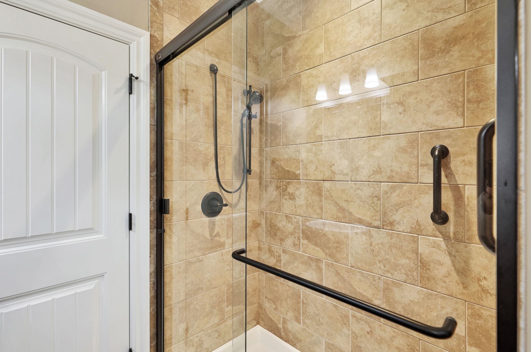 Wichita, Kansas 67235, United States, 2 Bedrooms Bedrooms, ,2 BathroomsBathrooms,Residential,Pending,63265