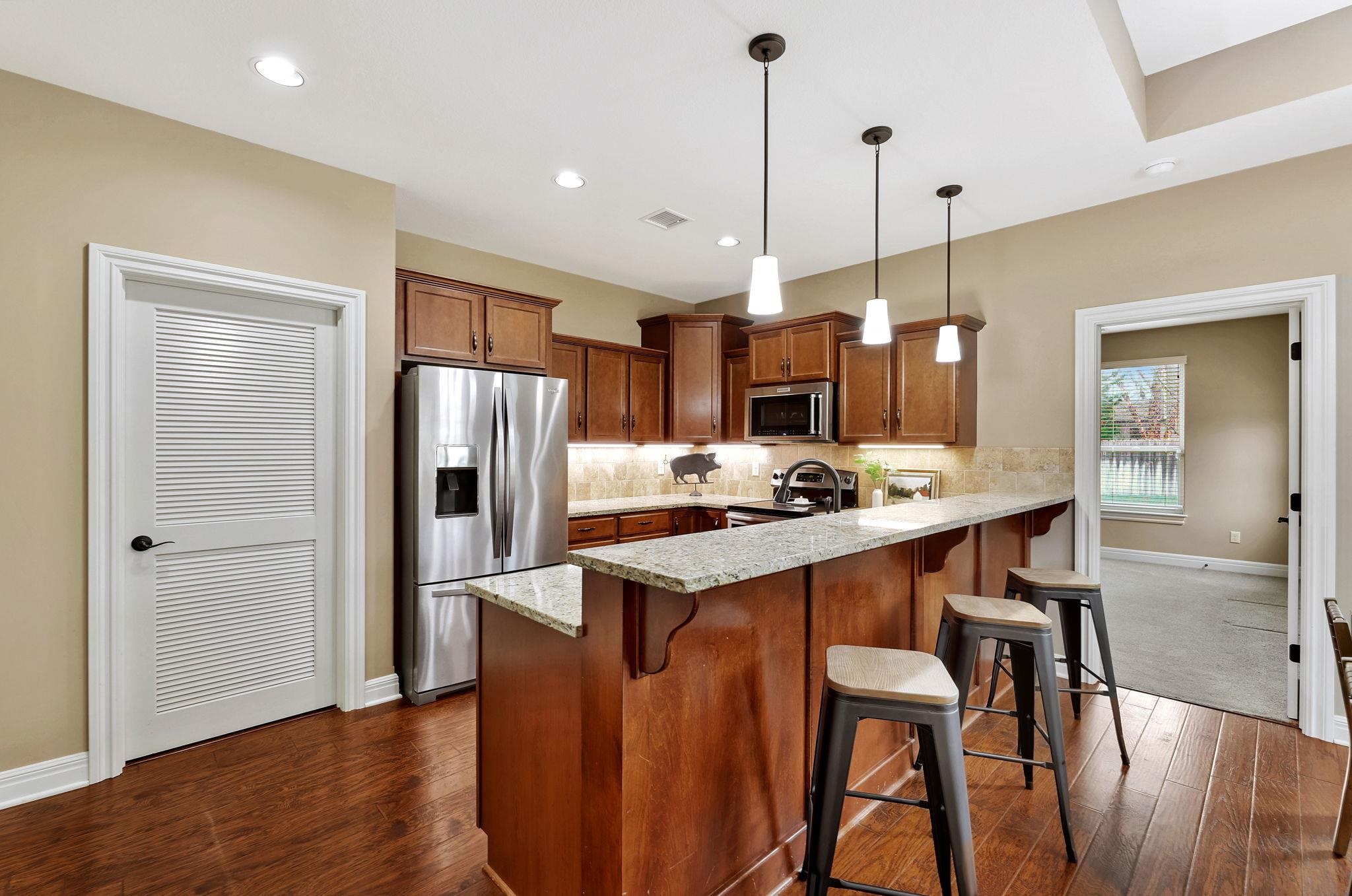 Wichita, Kansas 67235, United States, 2 Bedrooms Bedrooms, ,2 BathroomsBathrooms,Residential,Pending,63265