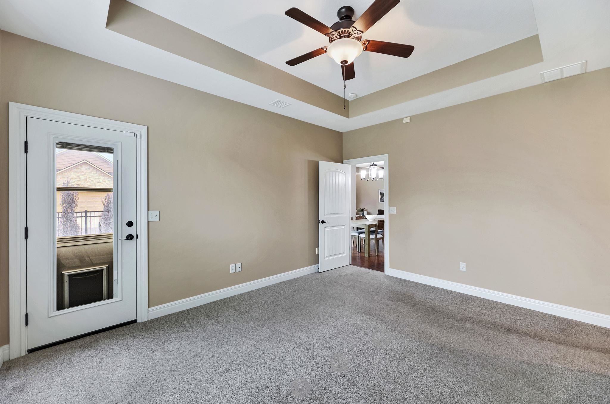 Wichita, Kansas 67235, United States, 2 Bedrooms Bedrooms, ,2 BathroomsBathrooms,Residential,Pending,63265