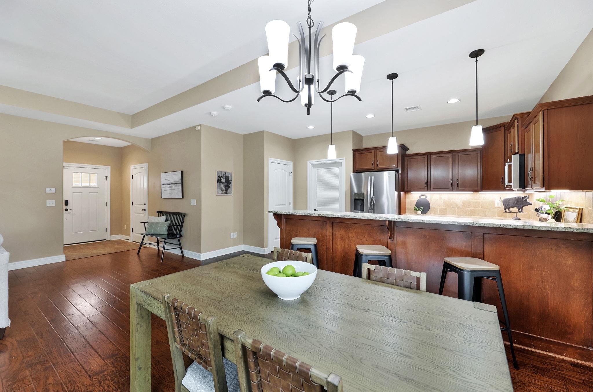 Wichita, Kansas 67235, United States, 2 Bedrooms Bedrooms, ,2 BathroomsBathrooms,Residential,Pending,63265