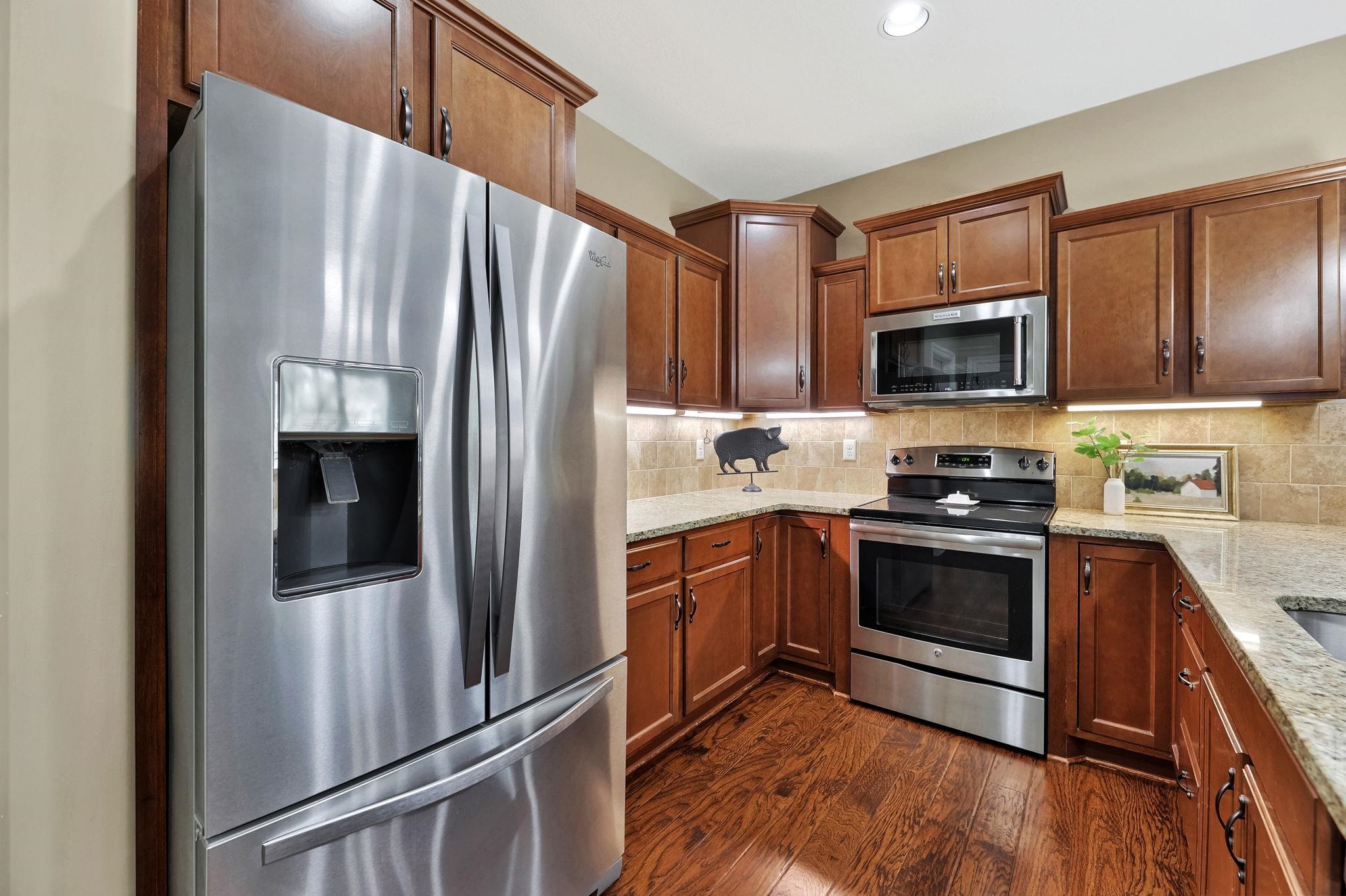 Wichita, Kansas 67235, United States, 2 Bedrooms Bedrooms, ,2 BathroomsBathrooms,Residential,Pending,63265