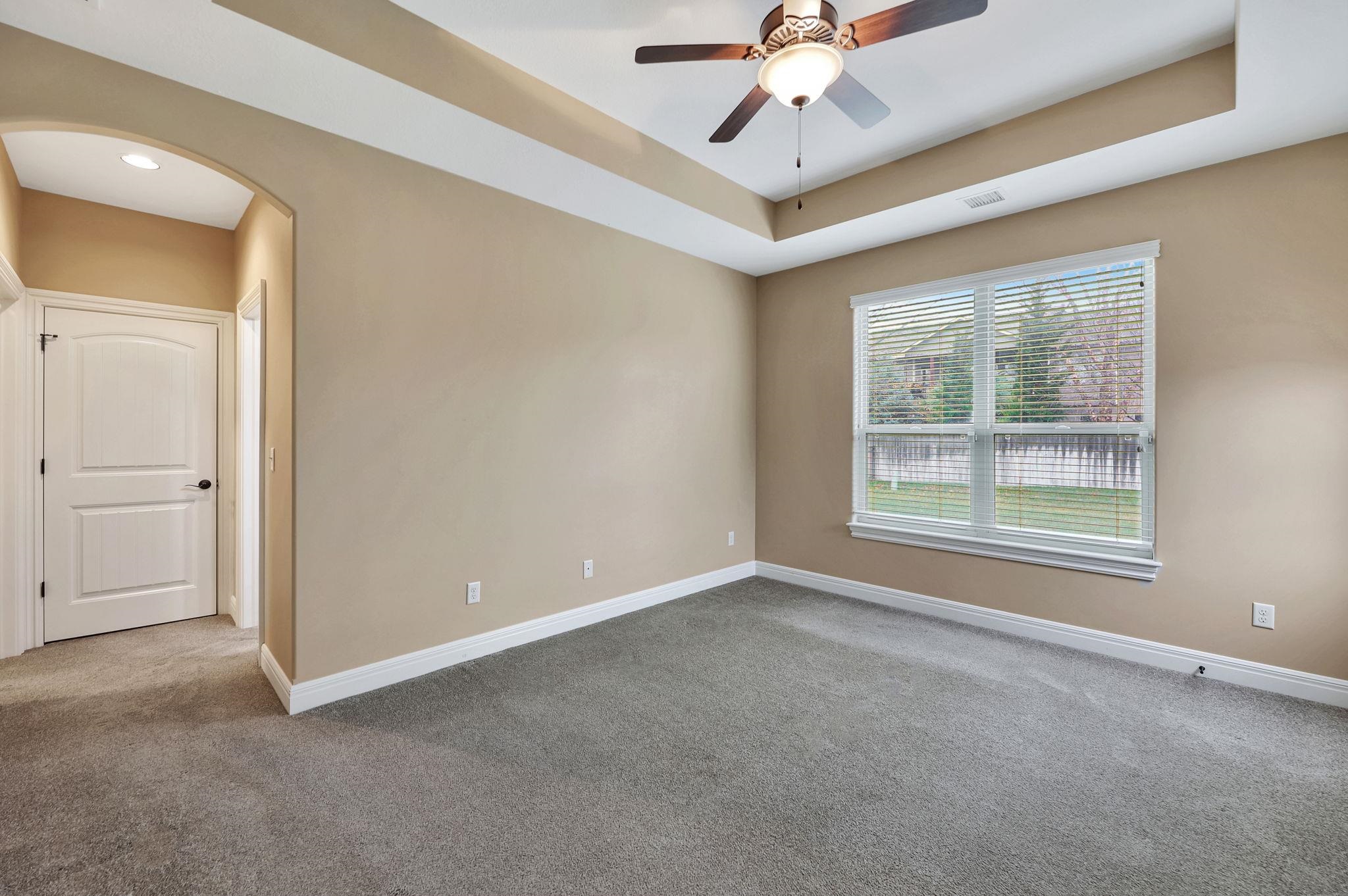 Wichita, Kansas 67235, United States, 2 Bedrooms Bedrooms, ,2 BathroomsBathrooms,Residential,Pending,63265