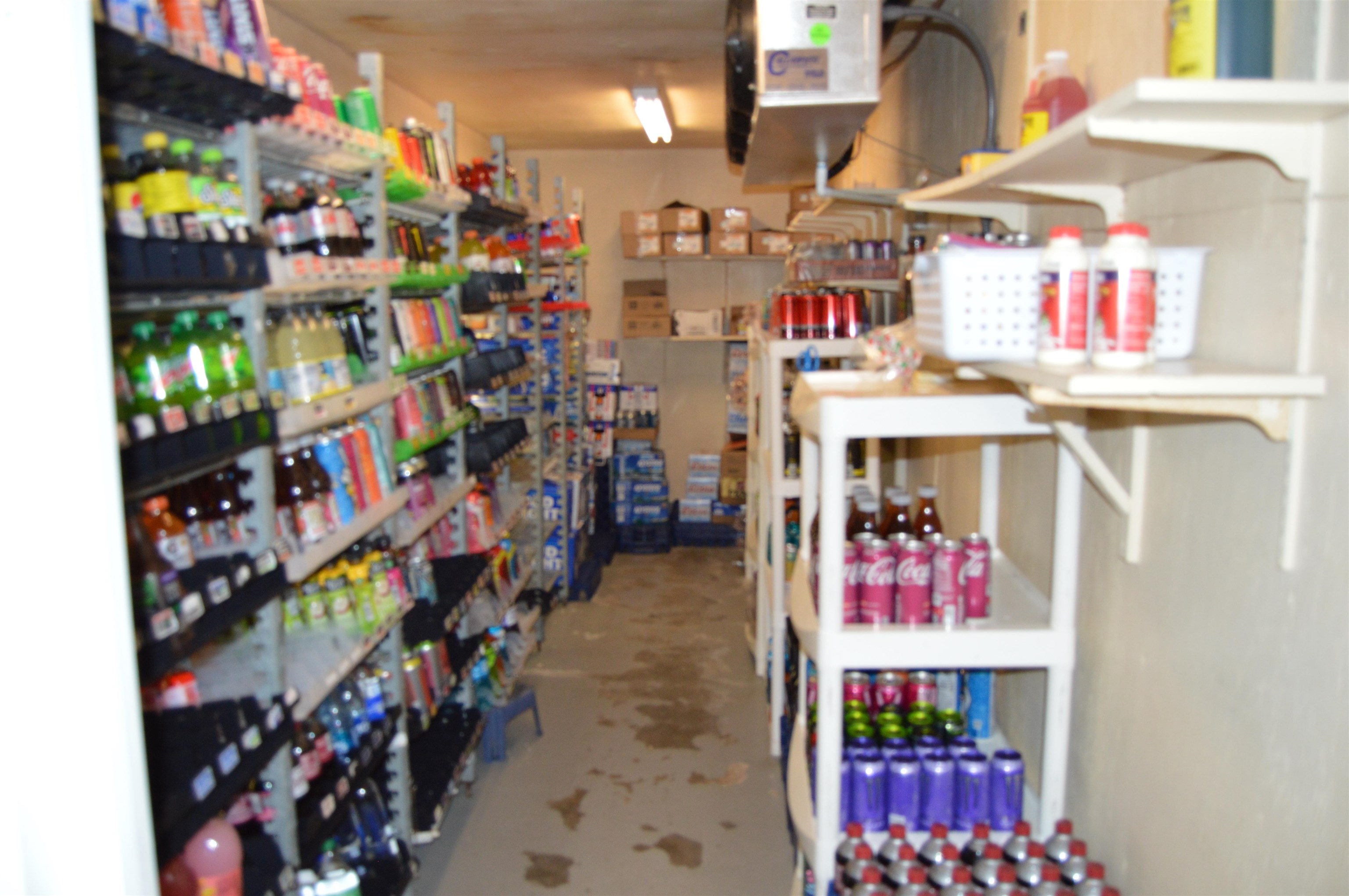 Canton, Kansas 67428, United States, ,Commercial,Pending,72471