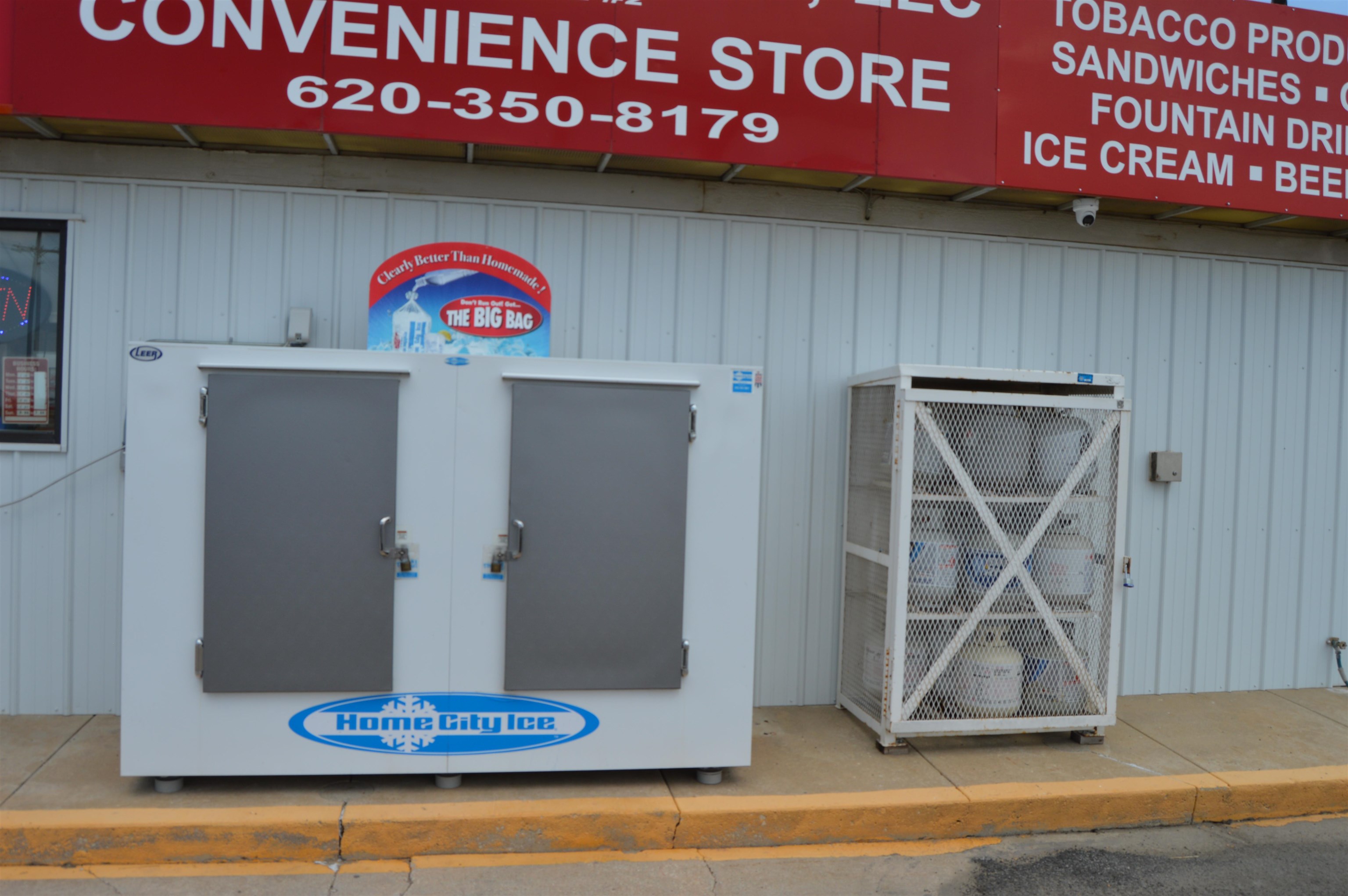 Canton, Kansas 67428, United States, ,Commercial,Pending,72471