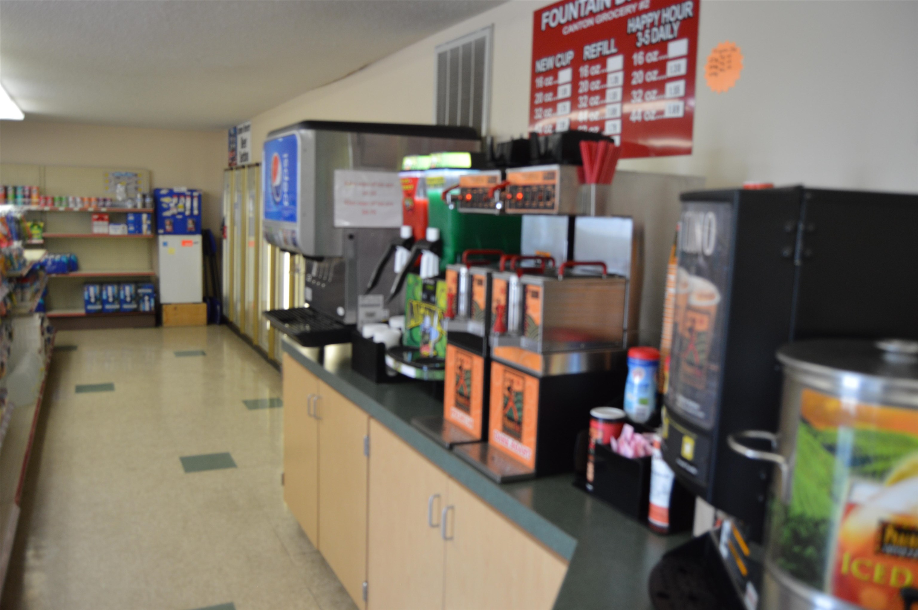 Canton, Kansas 67428, United States, ,Commercial,Pending,72471