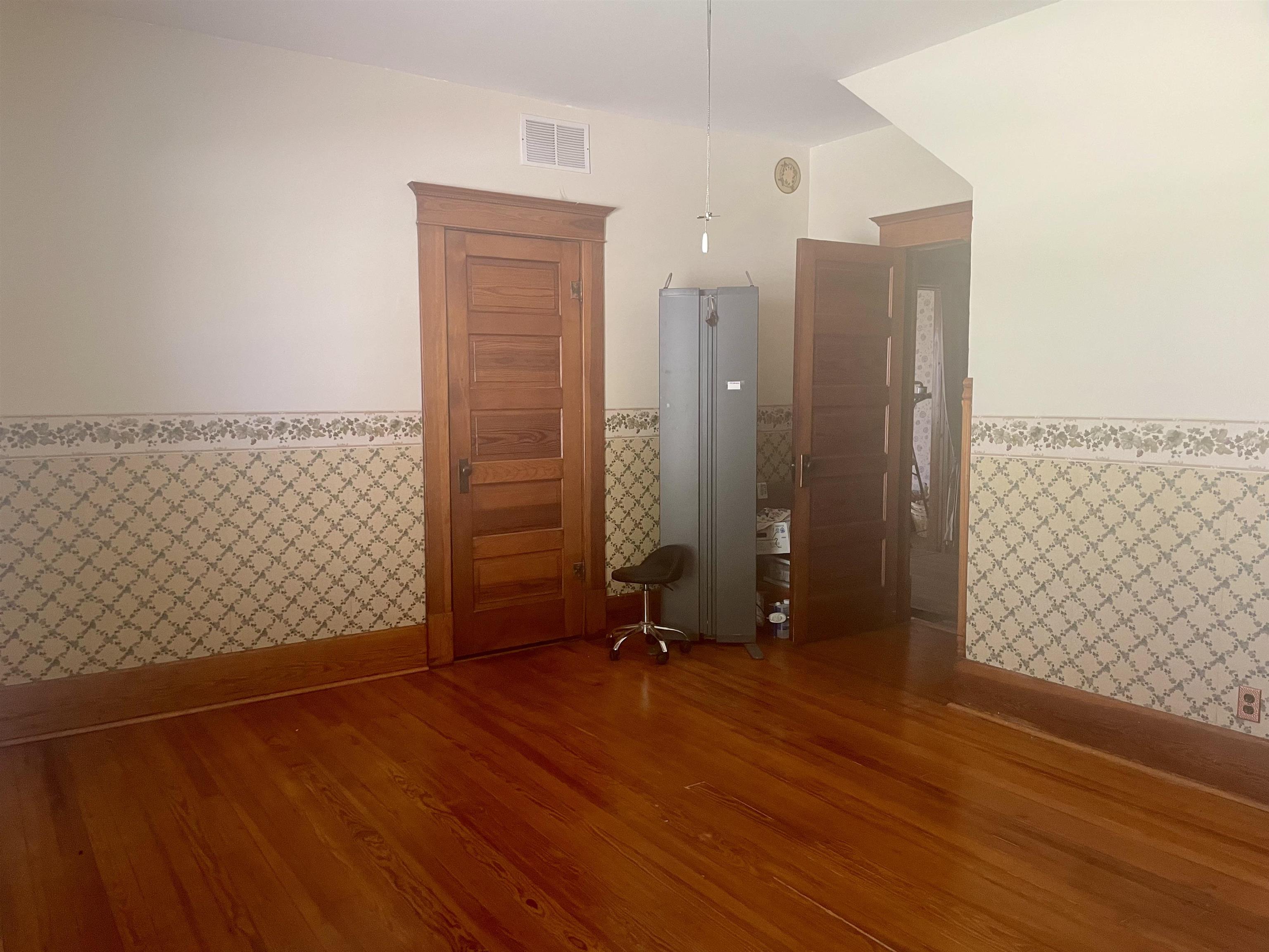 631 N Garfield Ave, Sedgwick, Kansas image 24