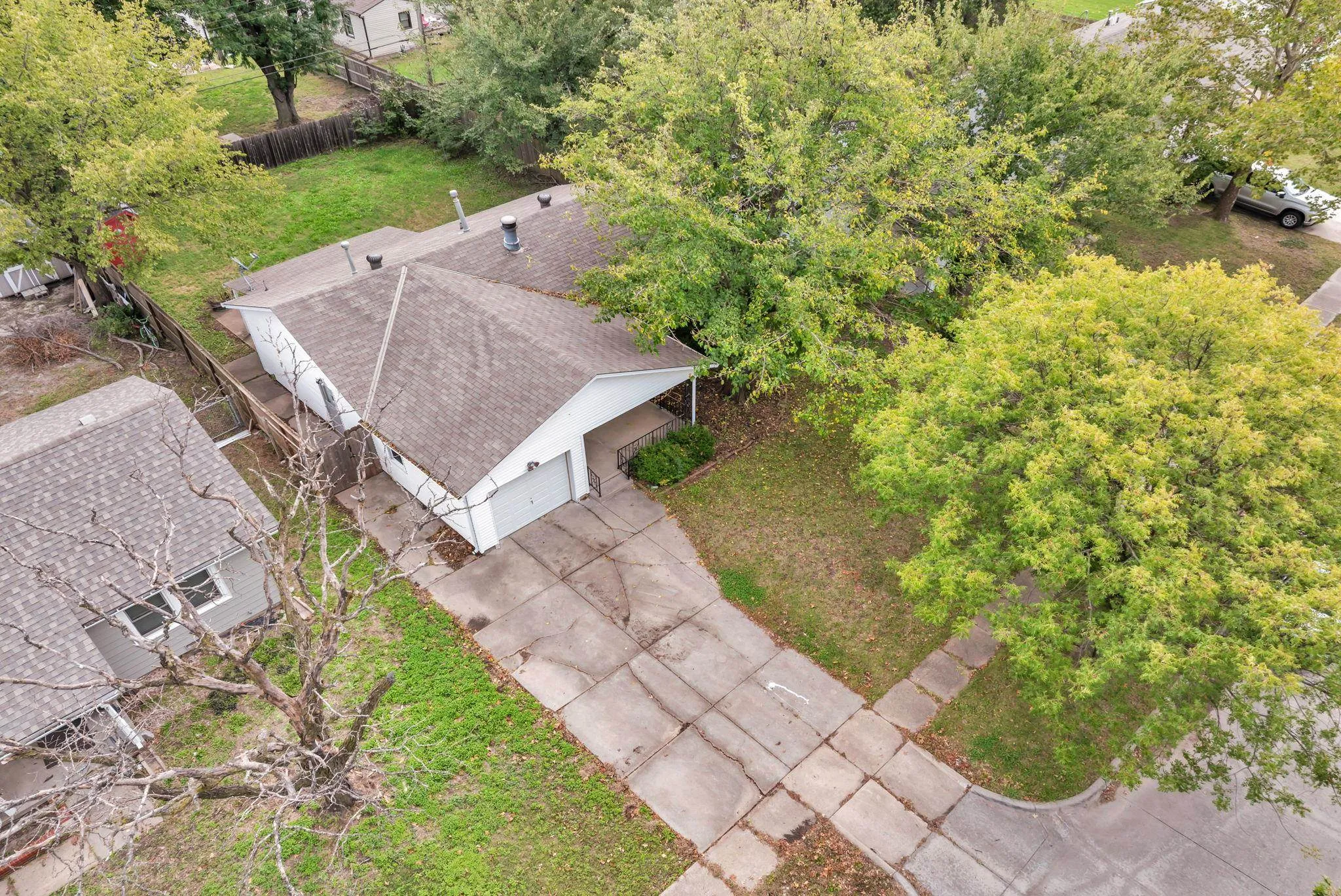 Wichita, Kansas 67218, United States, 2 Bedrooms Bedrooms, ,1 BathroomBathrooms,Residential,Active,227477