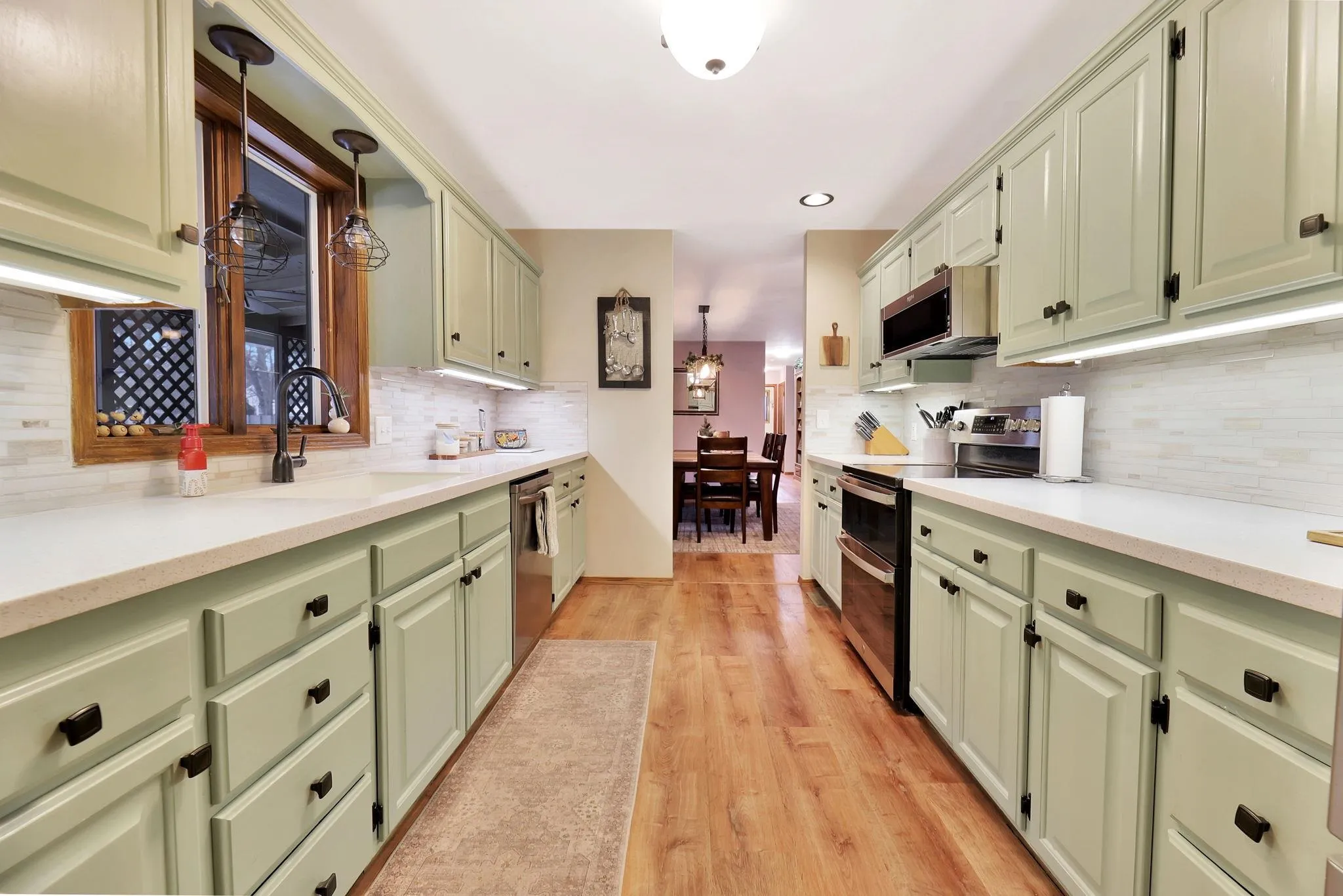 Augusta, Kansas 67010, United States, 3 Bedrooms Bedrooms, ,3 BathroomsBathrooms,Residential,Pending,16848