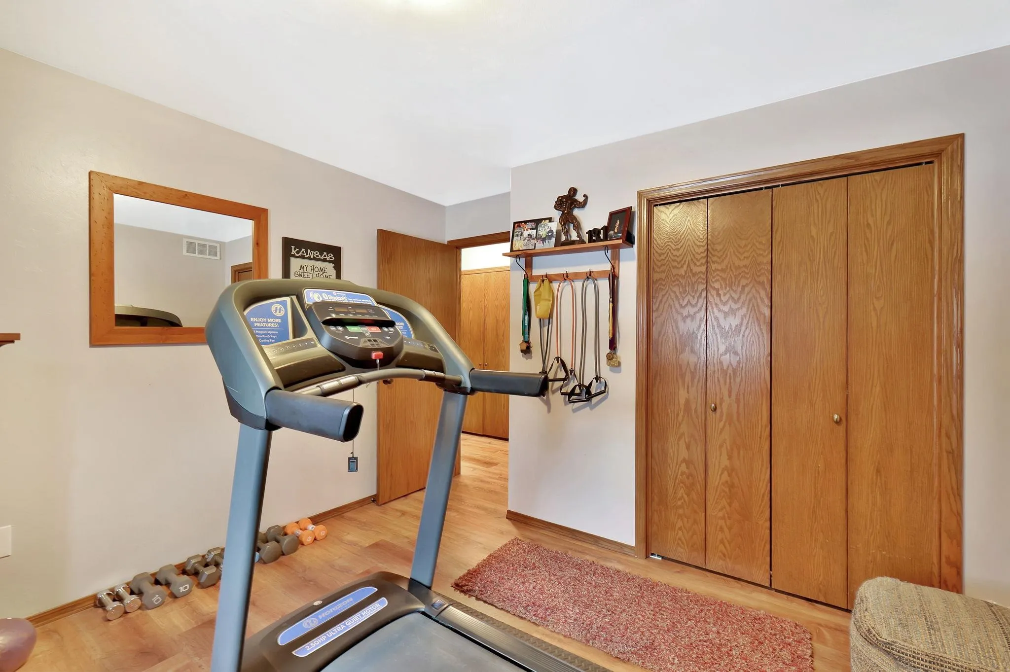 Augusta, Kansas 67010, United States, 3 Bedrooms Bedrooms, ,3 BathroomsBathrooms,Residential,Pending,16848