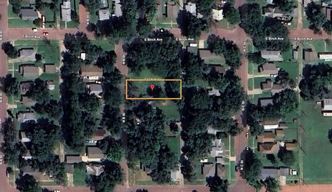 Photo of 722 N B St, Arkansas City, KS 67005 (MLS # 669245)