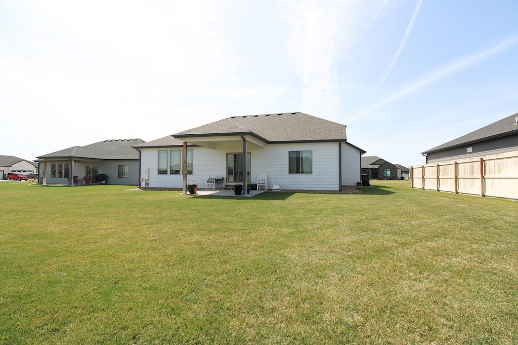2749 Wet Stone Dr, Salina, Kansas image 22