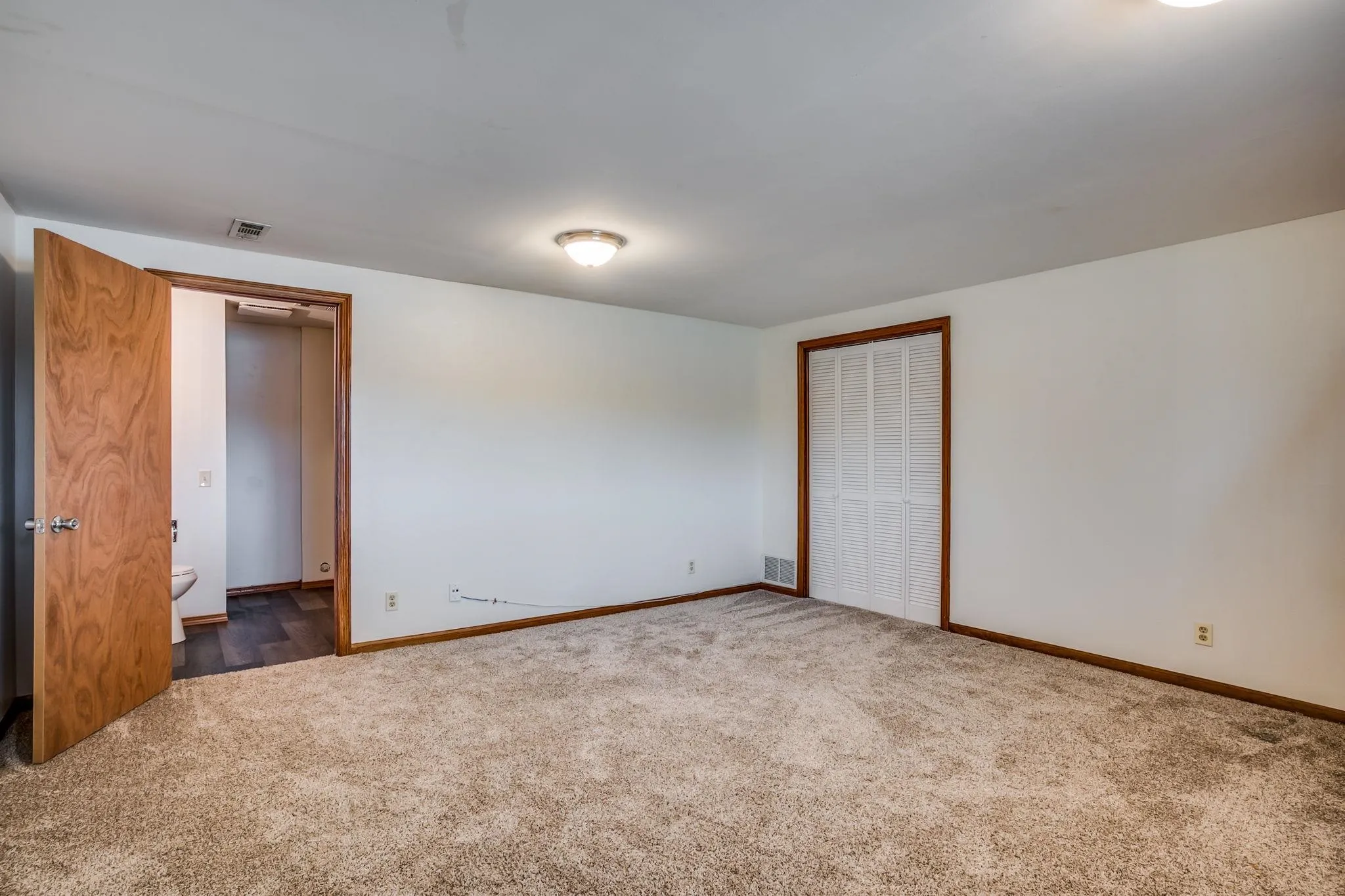 Wichita, Kansas 67212, United States, 1 Bedroom Bedrooms, ,2 BathroomsBathrooms,Residential,Active,179240