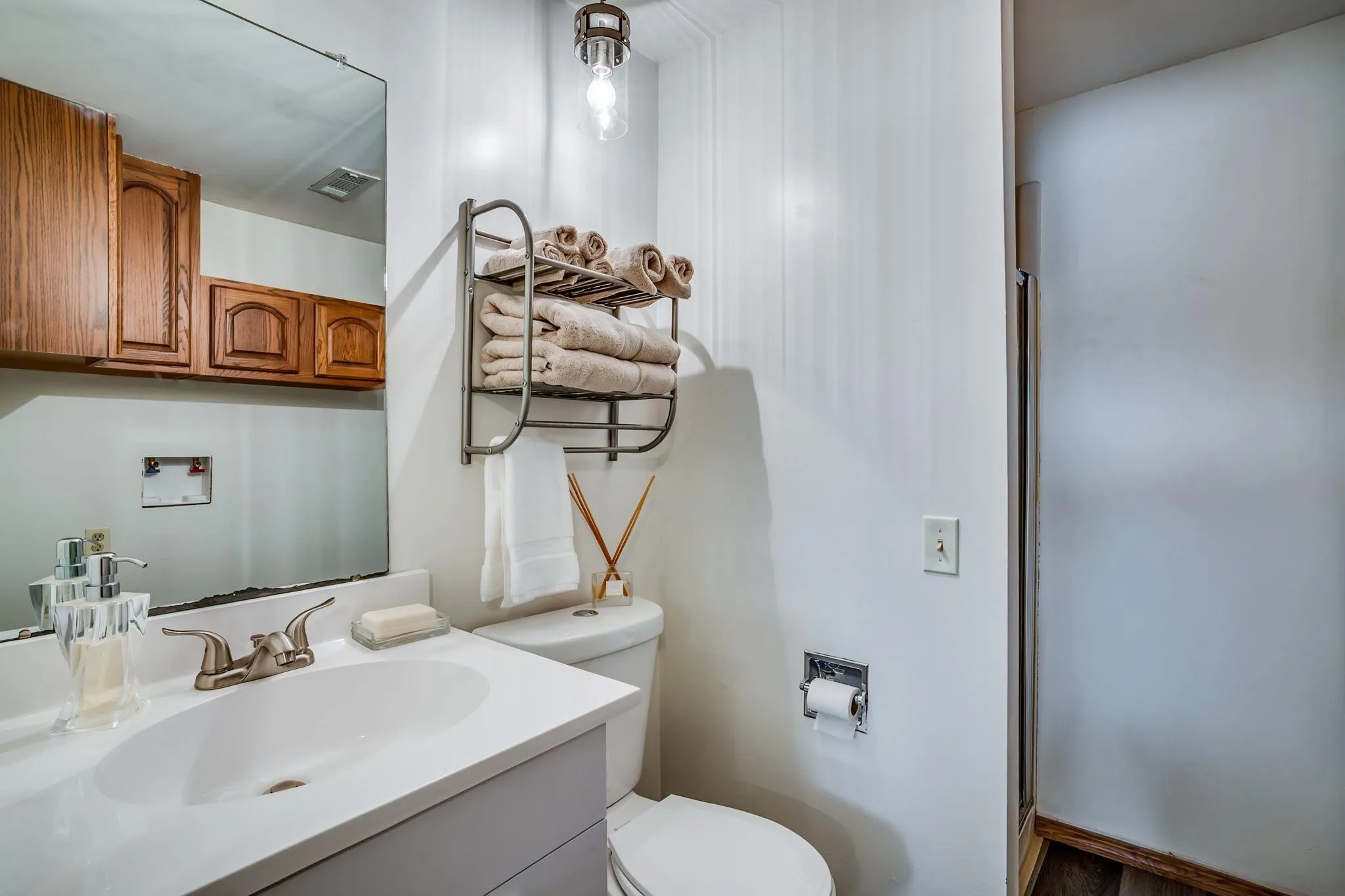 Wichita, Kansas 67212, United States, 1 Bedroom Bedrooms, ,2 BathroomsBathrooms,Residential,Active,179240