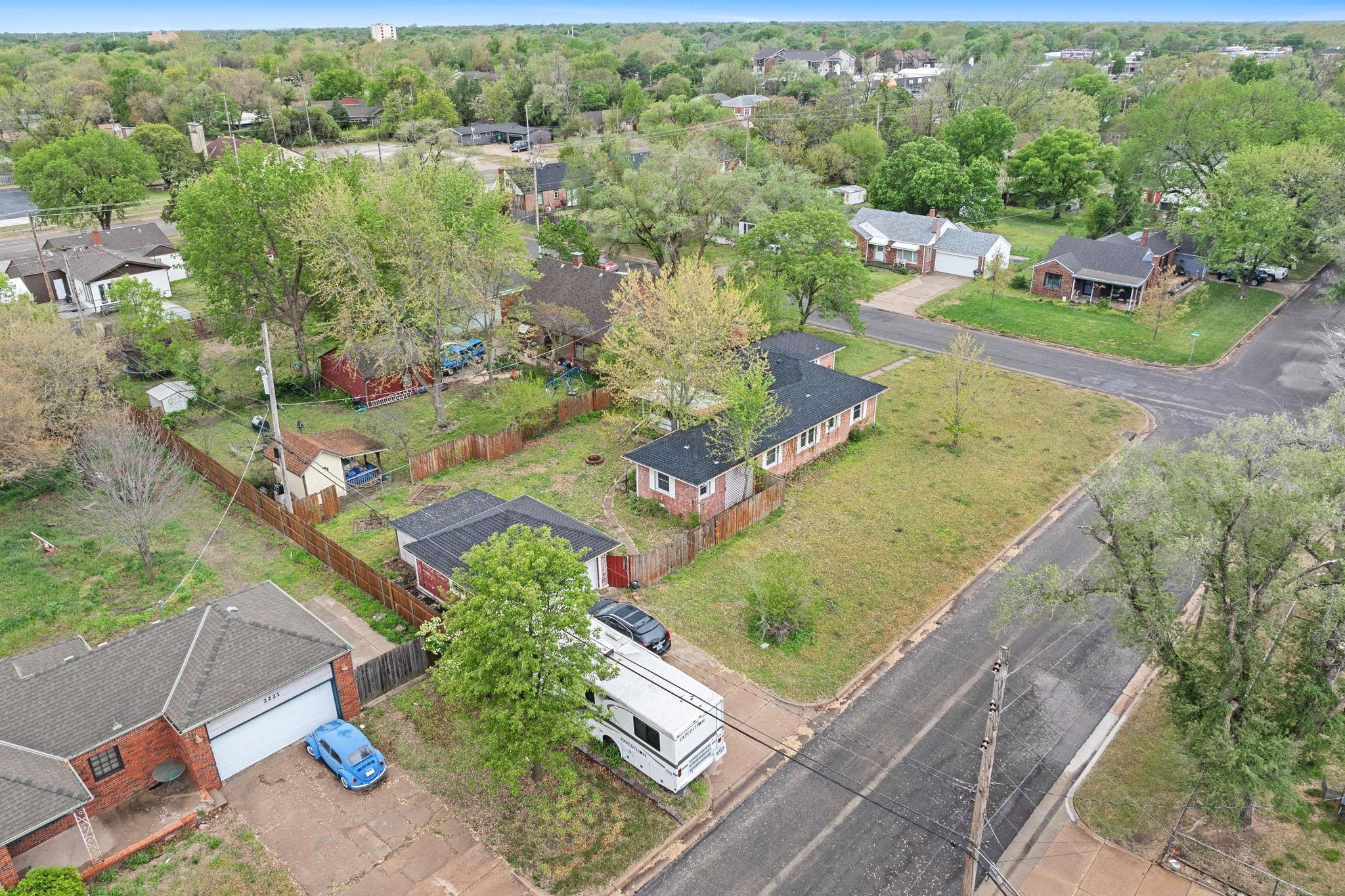 1440 N Athenian Ave, Wichita, Kansas image 35