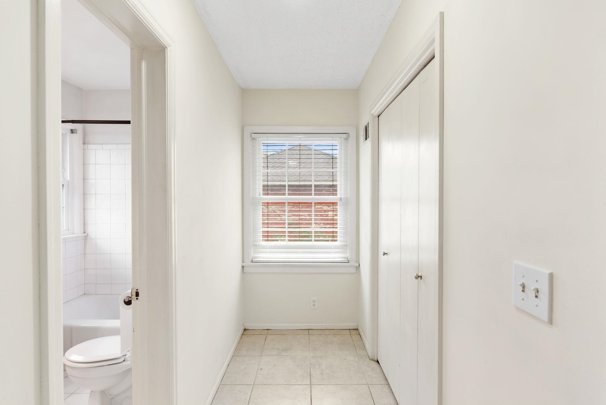 1440 N Athenian Ave, Wichita, Kansas image 14
