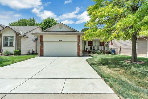 Townhouse For Sale - 409 S Nineiron St<br/> Wichita, KS 67235